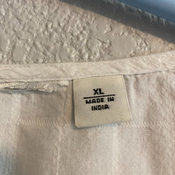 Cotton Sleeveless Top - Picture 4 of 4